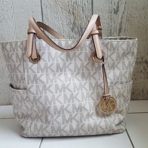 Michael Kors Signature Collection